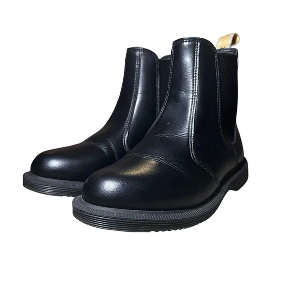 DR. MARTENS Black Vegan Flora Chelsea Slip On Boots Women’s Size 5
